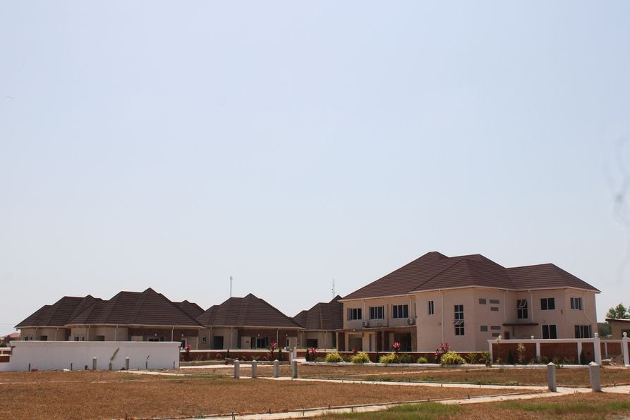 Grace Courtyards: exterior chalets